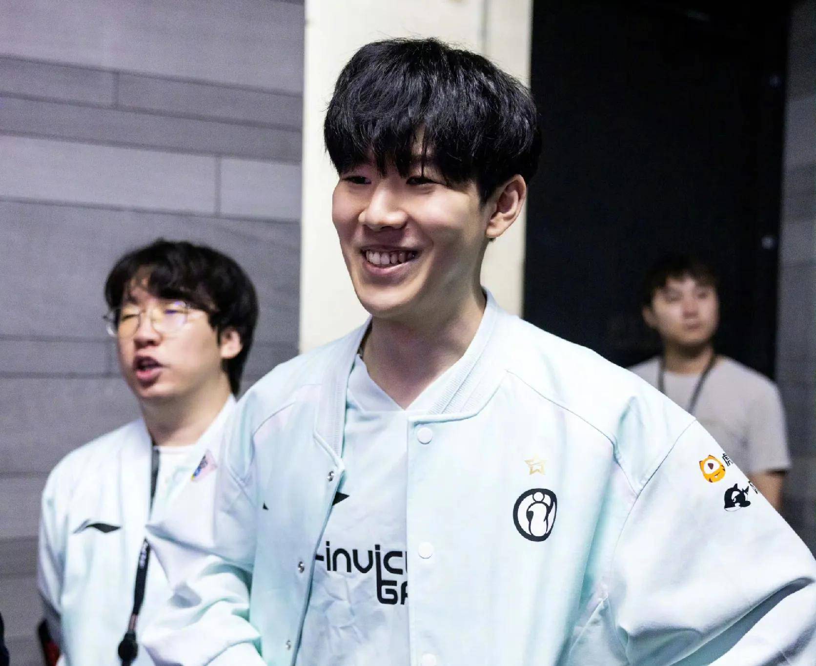 里奇的防线 里奇的防线