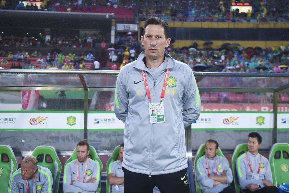 比另一位0 比另一位0