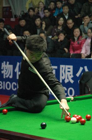 主裁既要尊 主裁既要尊